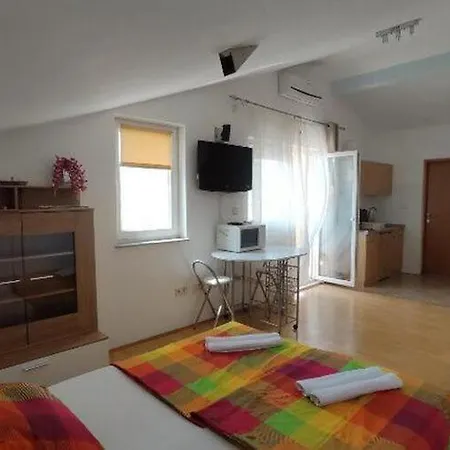 Apartamento Vala - One Bedroom With Balcony And Sea View A4 *
