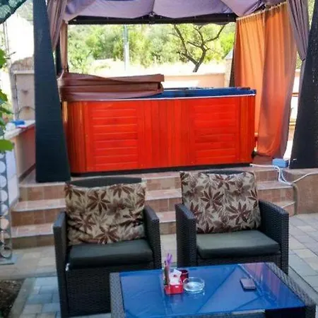 Apartamento Vala - One Bedroom With Balcony And Sea View A4 *