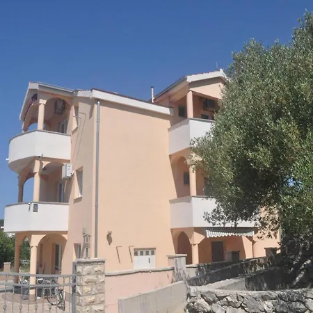 Vala - One Bedroom With Balcony And Sea View A4 Vinišće